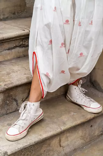 Shvet- jamdani dhoti