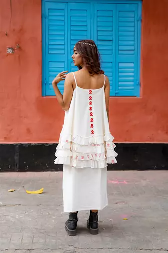Shvet- frill top