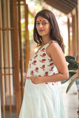 Sleeveless layered dress 4