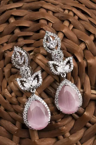 Styslish pink water drop earrings