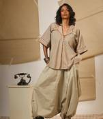 Notch collar kaftan top