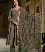 Women's Floral Printed Rayon Kurti and Pant Set with Dupatta Stitched