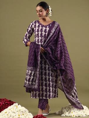 Women's floral printed knee length kurti and pant set with printed cotton dupatta 2