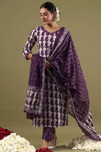 Women's floral printed knee length kurti and pant set with printed cotton dupatta
