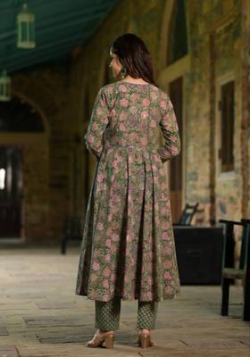 Women's Floral Printed Rayon Kurti and Pant Set with Dupatta Stitched 2