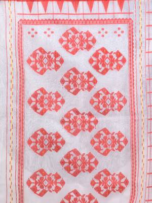White muslin soft saree with jamdani designs 4