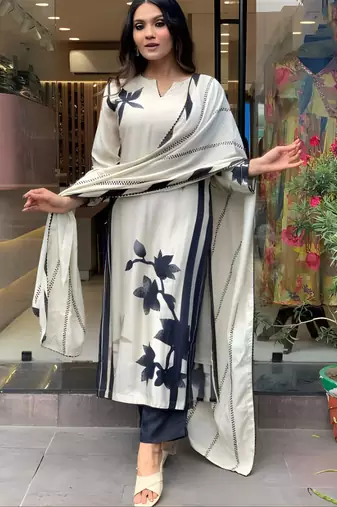 Elegant Floral Muslin Kurta Pant Set with Matching Dupatta Stitched