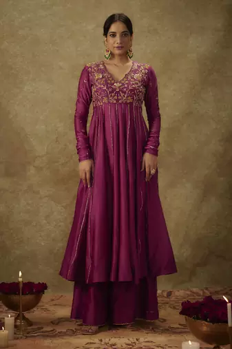 Gul mgenta hand woven chanderi slik anarkali set with zardozi embrodiery