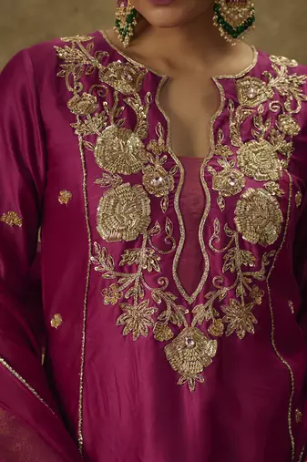 Falak magenta hand woven chanderi slik suit set with zardozi embrodiery