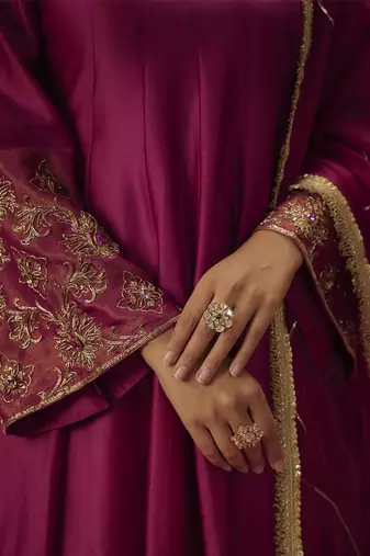 Sahar magenta hand woven chanderi slik anarkali set with zardozi embrodiery