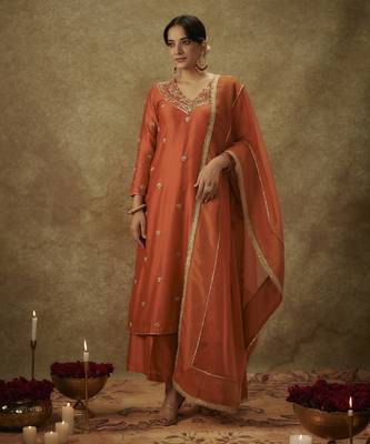 Siara orange hand woven chanderi slik suit set with zardozi embrodiery 1