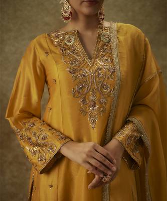 Aira yellow hand woven chanderi slik suit set with zardozi embrodiery 5