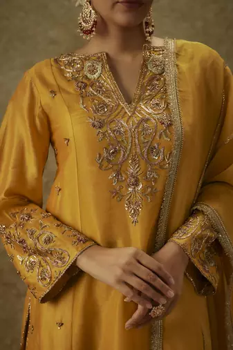 Aira yellow hand woven chanderi slik suit set with zardozi embrodiery