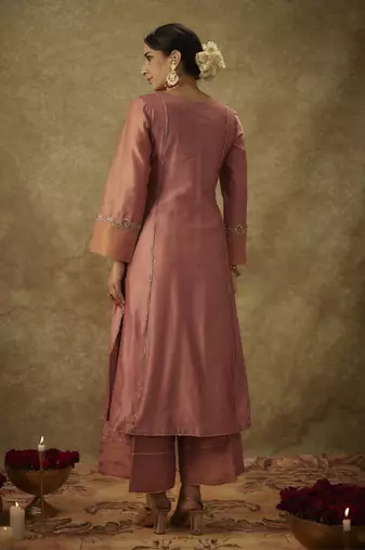 Rea blush pink hand woven chanderi slik suit set with zardozi embrodiery.