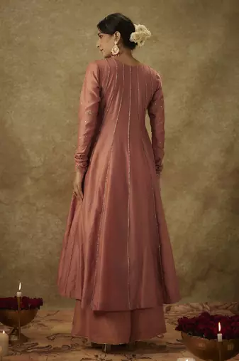 Ara blush pink hand woven chanderi slik suit set with zardozi embrodiery.