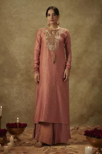 Naira blush pink hand woven chanderi slik suit set with zardozi embrodiery.