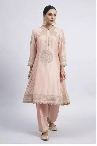 Naazira carnation pink kurta set