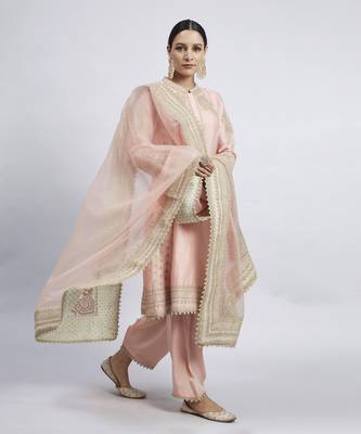 Naazira carnation pink kurta set 1