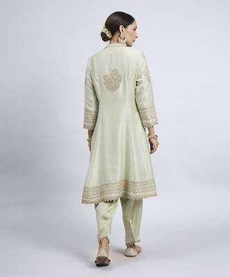Naazira mint green kurta set 2