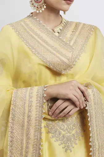 Naazira daffodil yellow kurta set