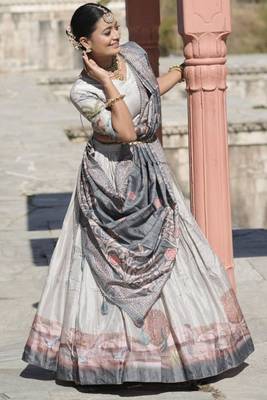 Grey Kalamkari Manipuri Silk Lehenga With (Unstitched) Blouse 2