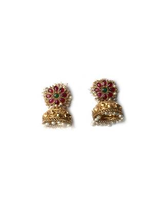 Gold-plated ruby green kundan jhumkas with pearls work – perfect for any occasion 4