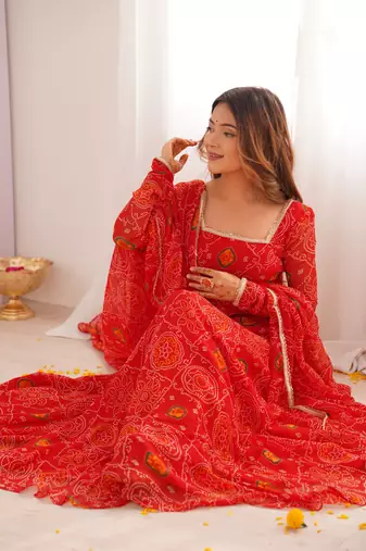 Designer Pure Soft Lightweight Chiffon Bandhej Fully Flair Gown, With Dupatta Pent