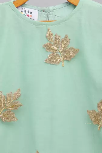 Leaf embroidered kurta pants with embroidered net dupatta