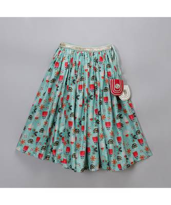 Green bees printed lehnga set 4