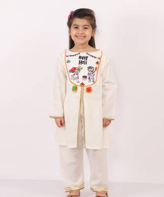 Happy holi yoke embroidered kurta pyjama 3
