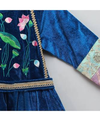 Blue velvet embroidered anarkali pants with net dupatta 4