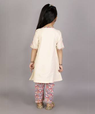 Kids playing holi multi embroidery a-line kurta pyjama set 2