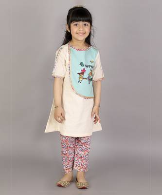 Kids playing holi multi embroidery a-line kurta pyjama set 3