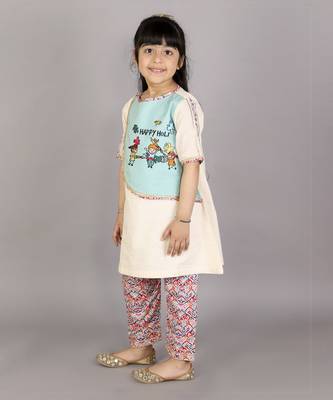 Kids playing holi multi embroidery a-line kurta pyjama set 5