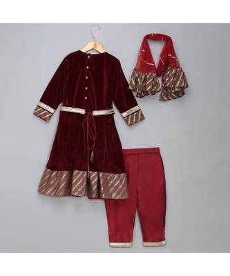 Maroon velvet embroidered anarkali pants with net dupatta 3