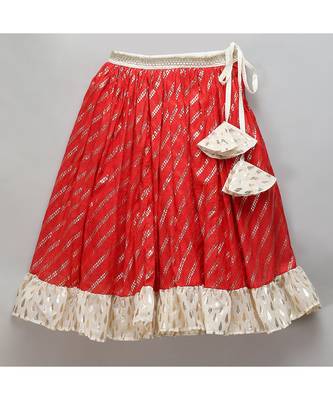 Offwhite embroidered chanderi lehnga set 5