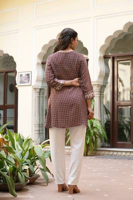 women's brown polyester floral print short kurti 3