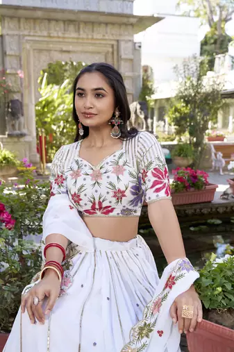 Women's White Georgette Embroidered Lehenga Set.