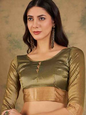 green zari woven organza saree with unstitched blouse piece 5