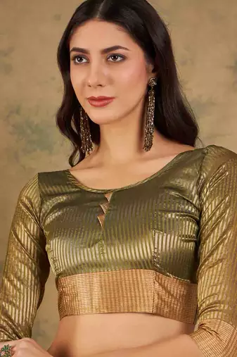 green zari woven organza saree with unstitched blouse piece