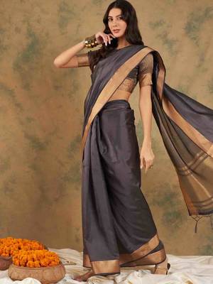 navy blue zari woven organza saree with unstitched blouse piece 2