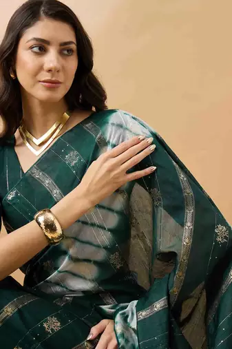 dark green jacquard design cotton saree with unstitched blouse piece