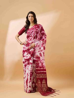 magenta jacquard design cotton saree with unstitched blouse piece 1