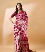 magenta jacquard design cotton saree with unstitched blouse piece
