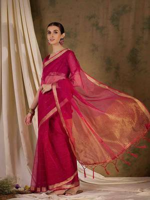 pink organza saree with unstitched blouse piece 2