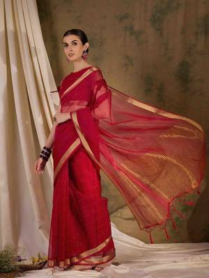 red organza saree with unstitched blouse piece 2