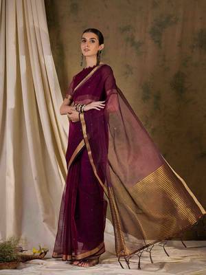 wine organza saree with unstitched blouse piece 1