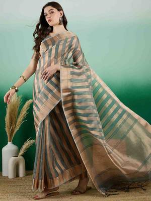 green zari woven banarasi organza saree with unstitched blouse piece 1