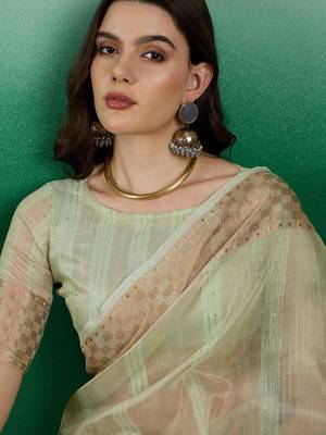 pista zari woven banarasi organza saree with unstitched blouse piece 3
