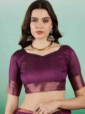 wine zari woven banarasi organza saree with unstitched blouse piece 5